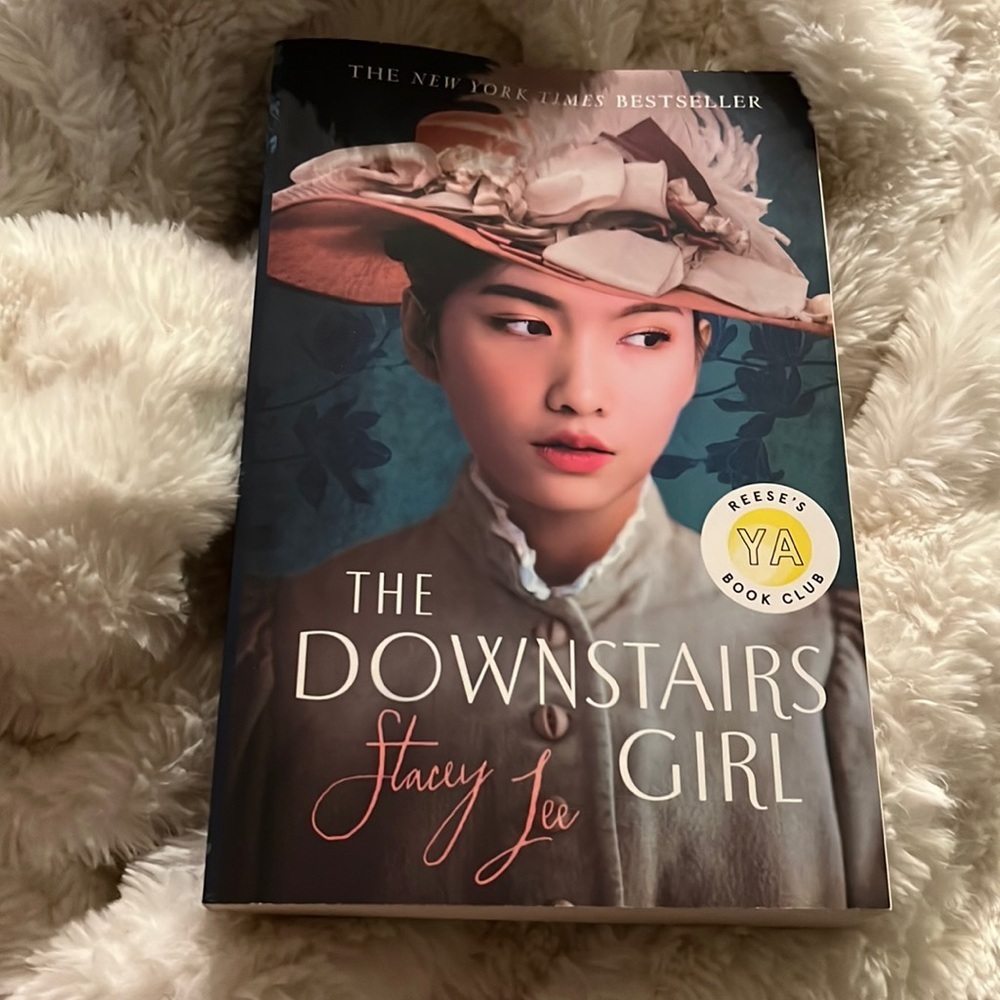 THE
DOWNSTAIRS
GIRL‎ book